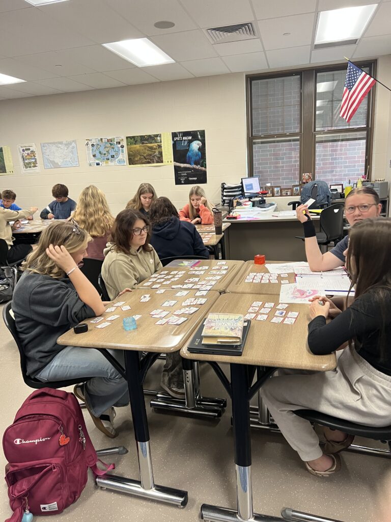 Mrs. Ogg’s Biology Students Master Cell Organelles Through Interactive Card Sort 🧬🔬